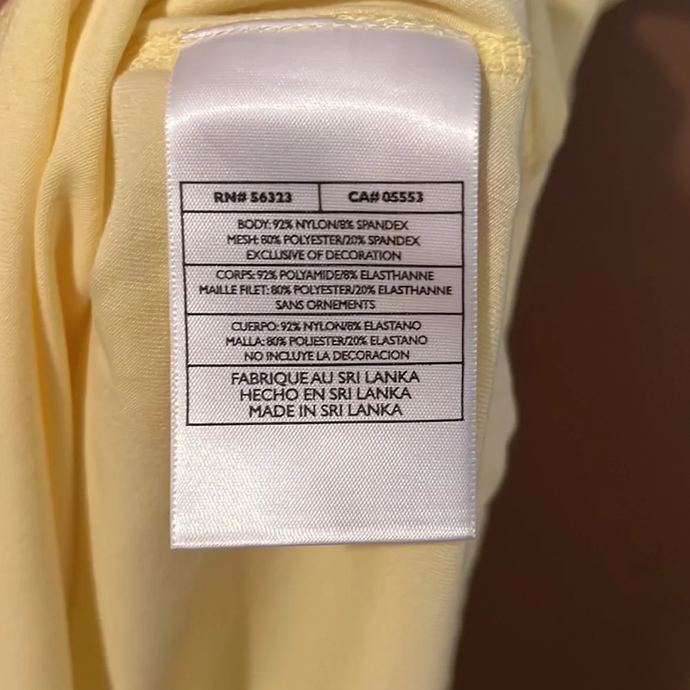 Nike top - Picture 6 of 6